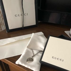 Gucci necklace